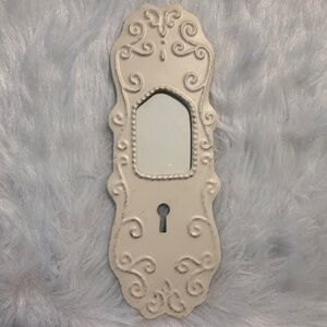 Door Knob Metal Off White 2x3 Picture Frame